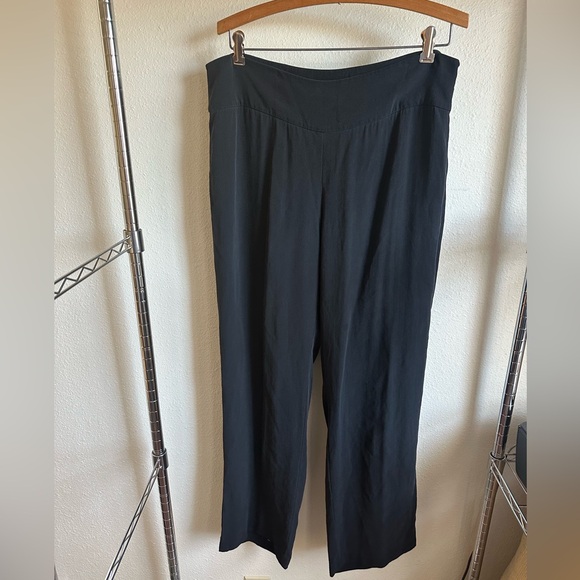 Eileen Fisher 100% Silk Pants - Picture 1 of 9